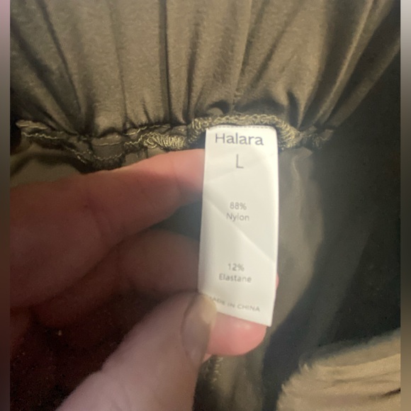 Halara women’s nylon shorts size Large brown/green color pockets utility style - Picture 2 of 6